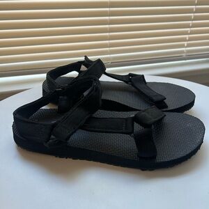 Beach sandals